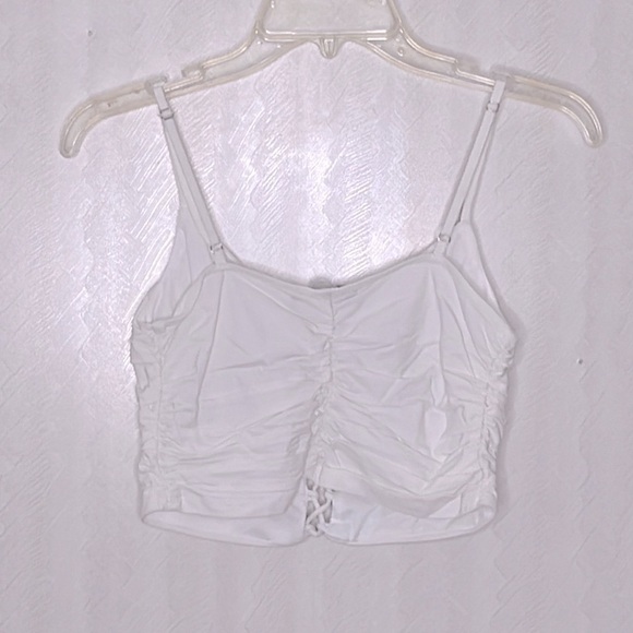 ❤️ 🆕 BLUE BLUSH white cries cross crop Top Size M - Picture 4 of 5